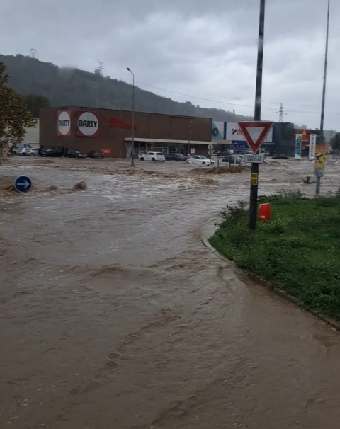 Urgence inondation commerces